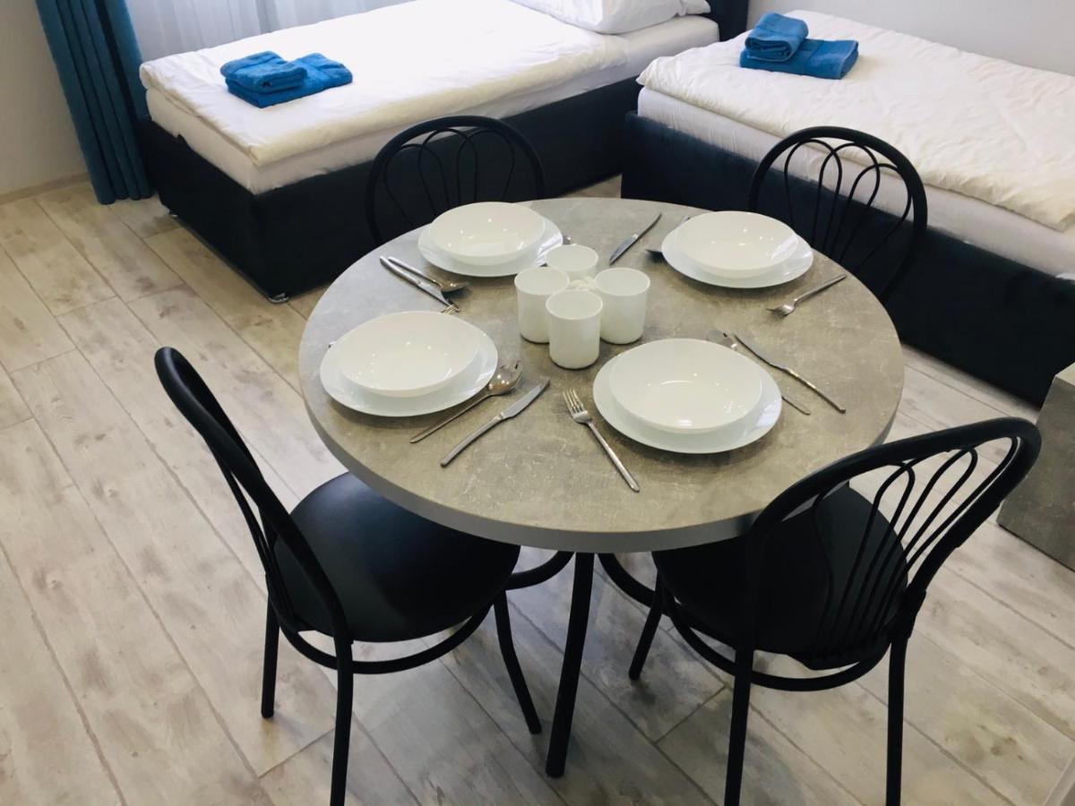 Welcome Apartments В Центре Uzjhorod Eksteriør bilde