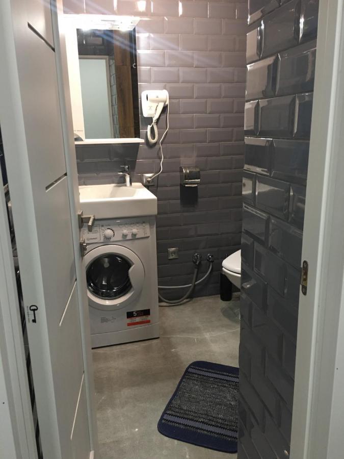 Welcome Apartments В Центре Uzjhorod Eksteriør bilde